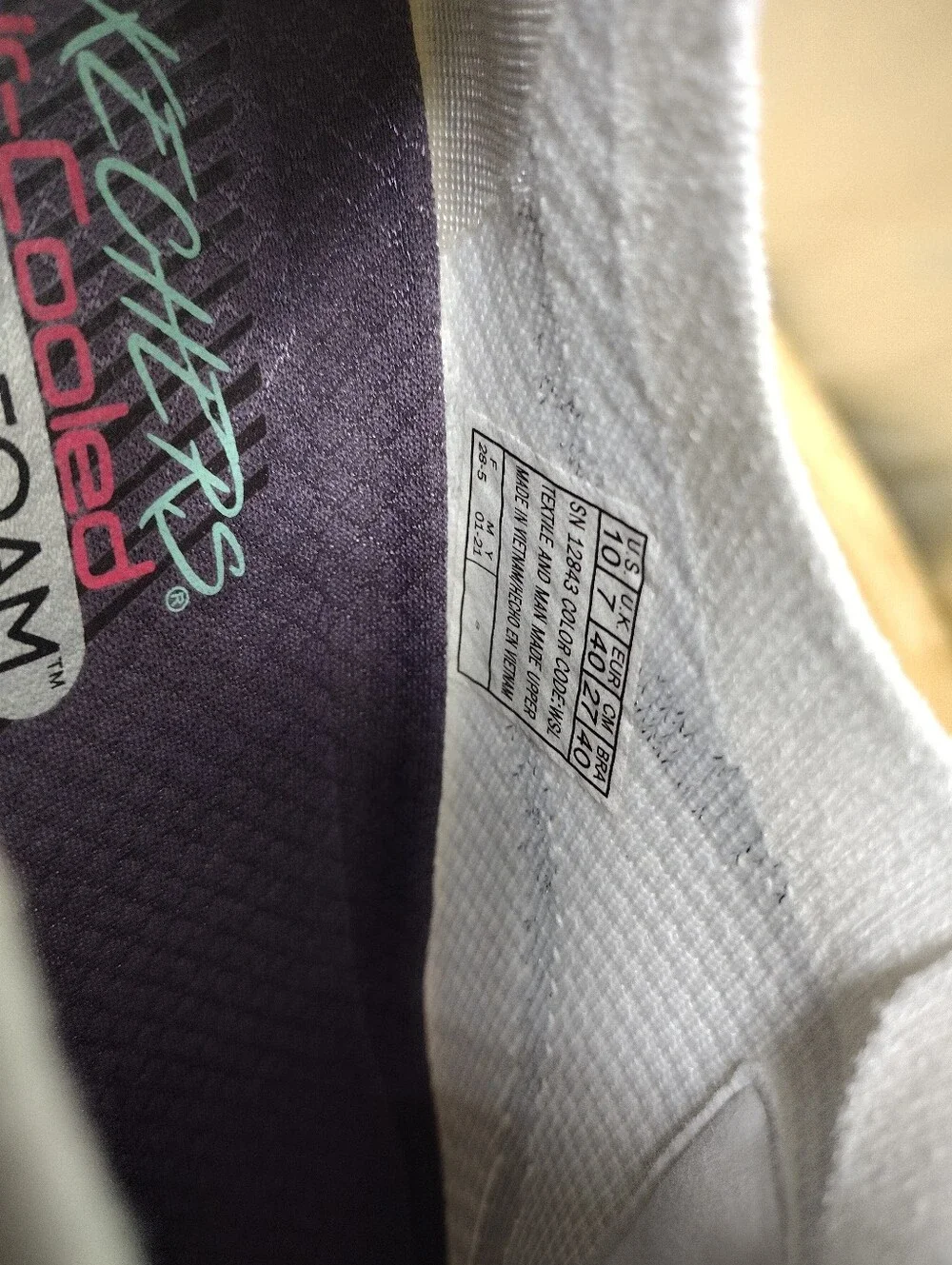 Skechers NEW Women's Ultra Flex - Salutations Shoes in White/Silver Size 10 NWOB